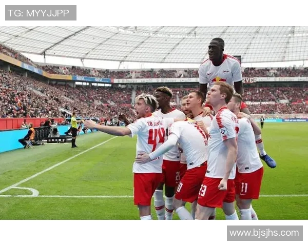 姆巴佩首秀轰入两球闪耀全场球迷齐声高喊值了激情点燃绿茵夜