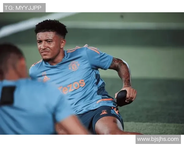 曼联携手全球知名品牌代言商业价值迅猛提升成足球行业新标杆