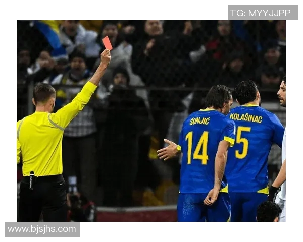 世界杯激烈对决引发球迷炸锅现场 热议声浪席卷网络社交平台